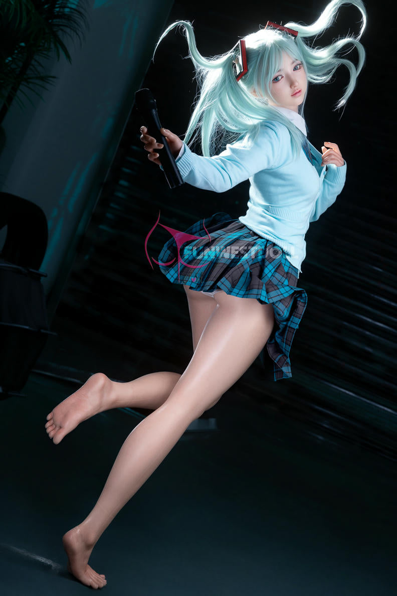 FunWest 159cm A Cup - Silicone - Amy (FSD026)